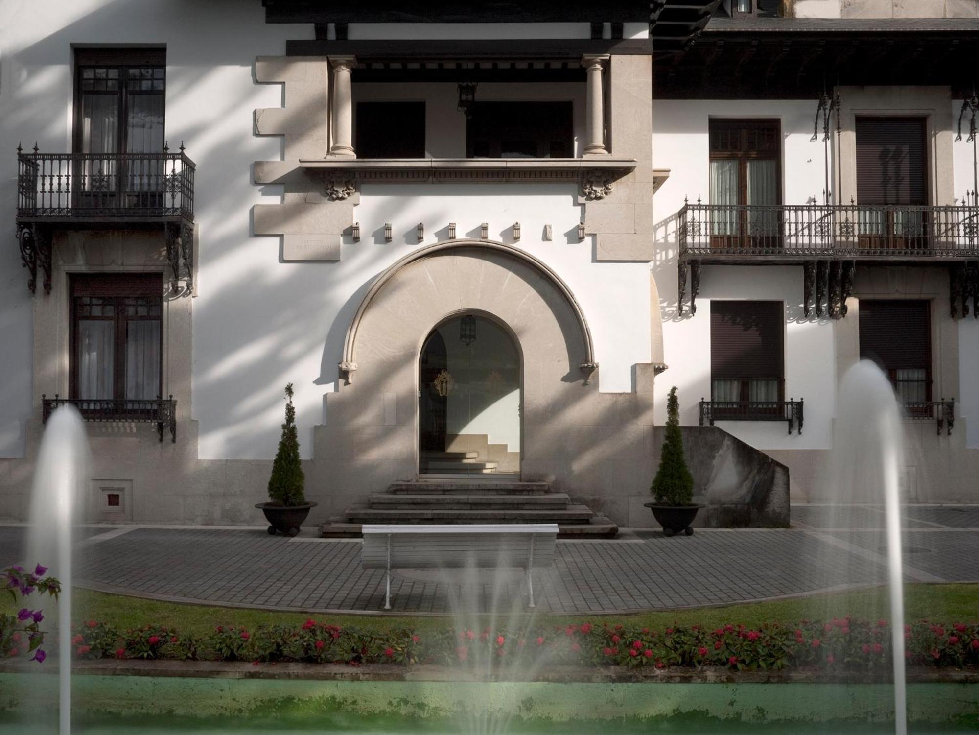 Palacio Arias 3*
